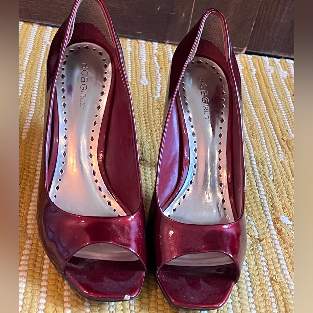 Gorgeous red, comfy BCBG heels